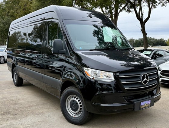 Mercedes-Benz Sprinter (16-Seater)